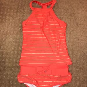 Top and bottom Swim Suit